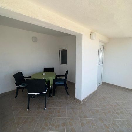 Apartmani Matovina วีร์ ภายนอก รูปภาพ